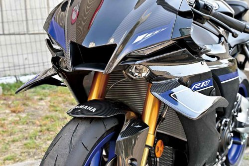 ヤマハ新型「YZF-R1M」撮影レポート｜ウイングレット付きに進化！ 国内は早くも入手困難？