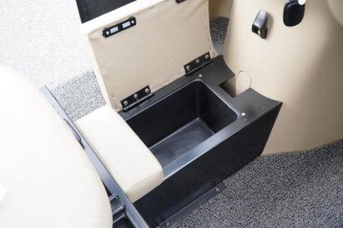 【試乗レビュー】88万円から買える3人乗りEVトゥクトゥク「eNEO」シリーズ。実用的な電動トライクの実力を比較検証