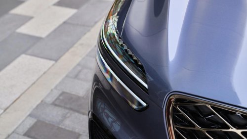 View Photos of the 2026 Genesis GV70