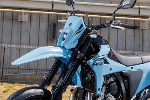スズキ「DR-Z4SM」撮影レポート｜ファン待望の400ccモタード、パワフルかつスリムなスタイルで街から峠まで楽しめる