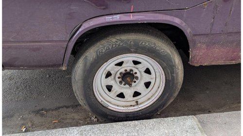 Photos of T3 Volkswagen Transporter Camper in Paris