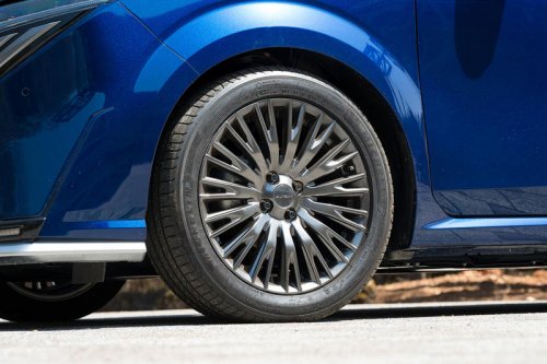 日産ノート オーラAUTECHスポーツスペック（FF）【試乗記】