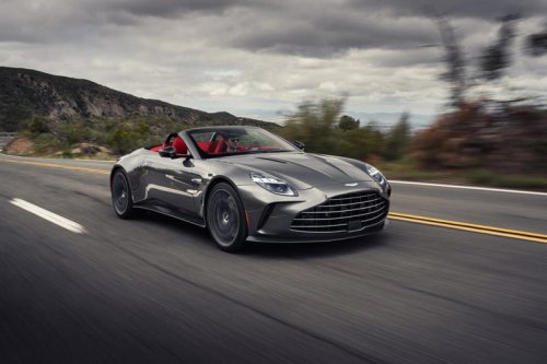 2026 Aston Martin Vantage Roadster Has Wide Fenders and an Even Wider Grille