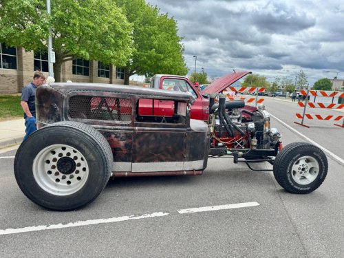 ‘Shiny Rust’ revved up the Wrigley: Classic car show rolls into Port Huron
