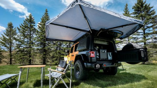 The Jeep Awning and Rooftop Tent Overlanding Concept in Photos