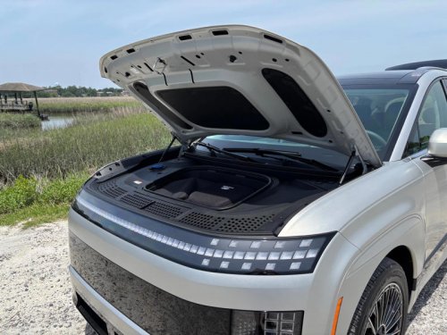 2026 Hyundai Ioniq 9 SUV brings style and tech to electric family haulers