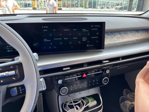 2026 Hyundai Ioniq 9 SUV brings style and tech to electric family haulers