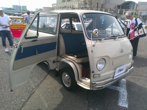 もはや1/1サイズのカワイイおもちゃ スバル・サンバー（K163）【みんなのクルマ】