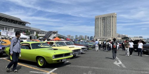 前期型グリル+丸目ライトにカスタム トヨタ・ランドクルーザー60（FJ62G）【みんなのクルマ】