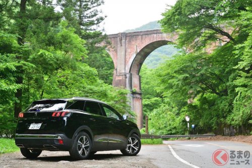 プジョー最強の“300馬力”SUV「3008」がスゴイ！ 1.6リッターエンジン搭載の「GT HYBRID4」どんなクルマ？ 軽井沢の｢愛車映えスポット｣へドライブして感じた“実力”とは