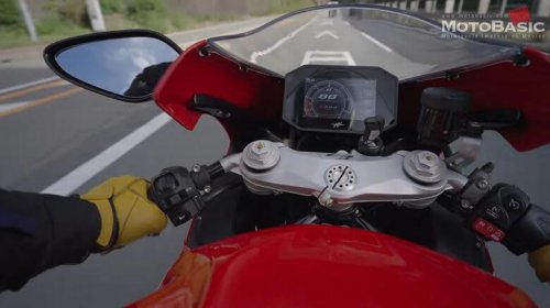 逆回転クランクで切れ味鋭く MVアグスタ F3 800 R【詳細チェック】