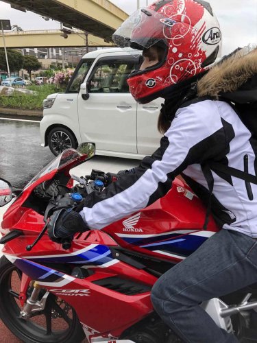 CBR250RRとお別れ｜手放す前に外していた保安部品を装着していきます【葉月美優のバイクライフレポート】