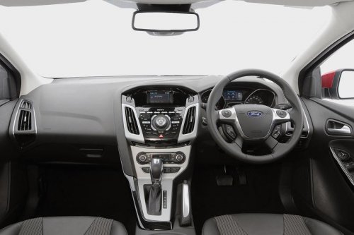 【10年ひと昔の新車】フォーカスは、フォードが久々に日本に導入したスポーツコンパクトだった