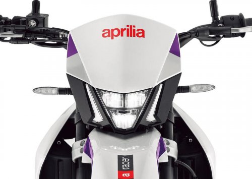 アプリリア新型「RX125」「SX125」解説｜原付二種とは思えない本格装備とフルサイズの車格が魅力