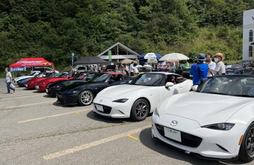 ロードスターを自分仕様に！ カスタムとファンミーティングの楽しみ方