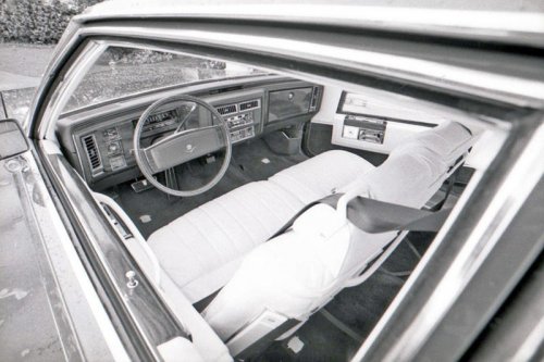 View Photos of the 1978 Cadillac Coupe de Ville