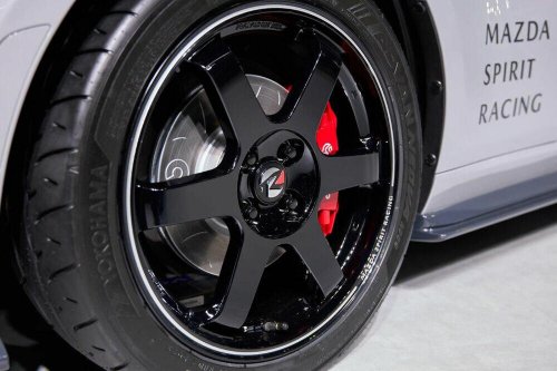 まだ買える？マツダロードスター12Rとはどんなクルマなのか？