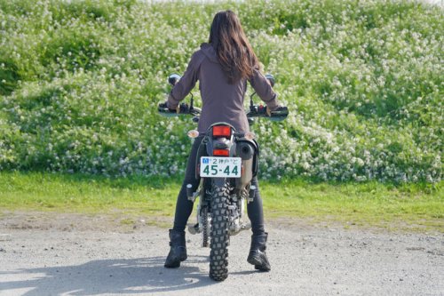 フレンドリーさが魅力！KLX230 SHERPAがくれる安心のライディング体験