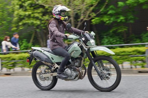 フレンドリーさが魅力！KLX230 SHERPAがくれる安心のライディング体験