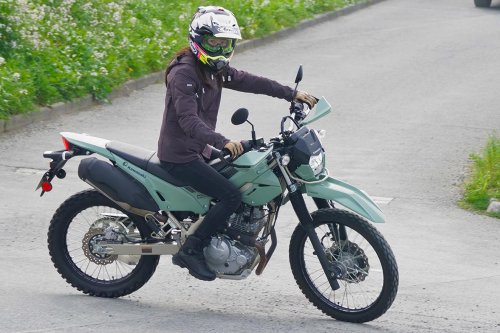 フレンドリーさが魅力！KLX230 SHERPAがくれる安心のライディング体験