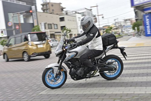 街中をキビキビ走れる扱いやすさにツーリング性能をプラスオン！ヤマハ新型MT-25 Touring