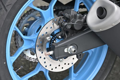 街中をキビキビ走れる扱いやすさにツーリング性能をプラスオン！ヤマハ新型MT-25 Touring