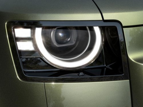 2026 Land Rover Defender Armed with New Tech and Revised Styling