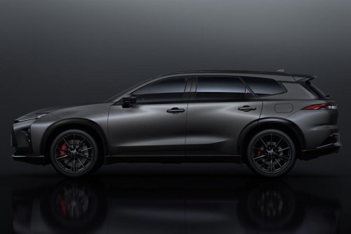 「トヨタ・クラウン エステート」にクラウン専門店専売の特別仕様車