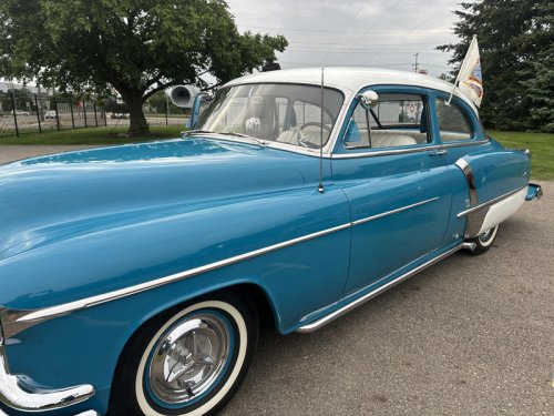 Lansing hosts world’s largest Oldsmobile car show
