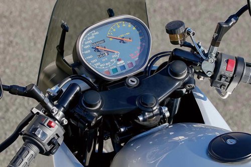 ブライトロジック GSX1100S（スズキGSX1100S）定番手法&amp;パーツにバリエーションも加えて所有感も高く【Heritage&amp;Legends】