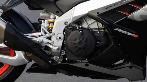 10 Hacks For Touring On A Superbike In The Summer