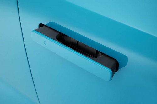 日産が新型EVの3代目「リーフ」を発表 600kmを超える航続距離を実現