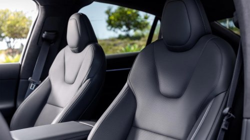 View Photos of the 2026 Tesla Model X