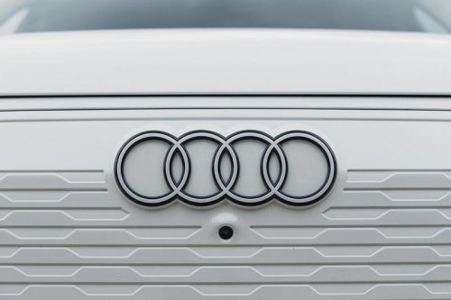 The 2025 Audi Q6 e-tron Doesn't Just Look Like a Macan EV