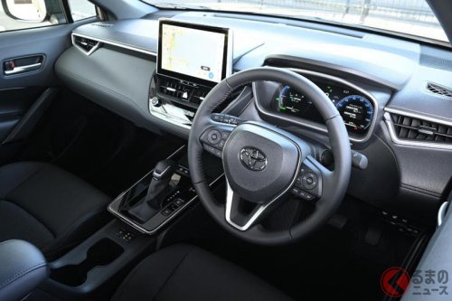 トヨタ新型「カローラクロス」何が変わった？ 内外装以外に「日本初の画期的システム」採用！ カローラのSUVを徹底解説！