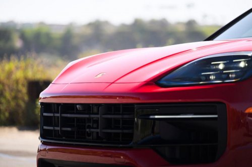 View Exterior Photos of the 2025 Porsche Cayenne GTS
