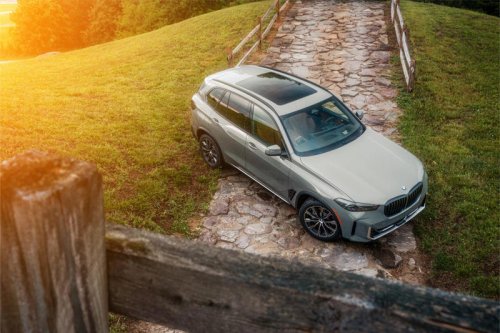 2025 BMW X5 Photo Gallery