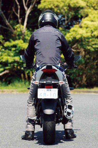 【レビュー】スズキ「ジクサーSF250」インプレ（2025年）優美なフルカウルの油冷オールラウンダー！