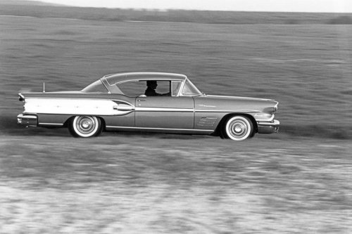 View Photos of the 1958 Pontiac Bonneville