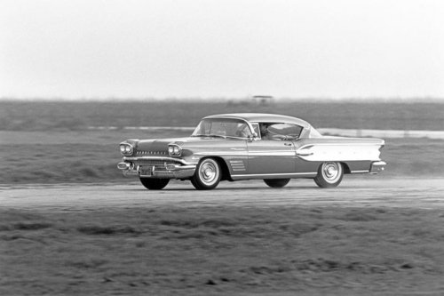 View Photos of the 1958 Pontiac Bonneville
