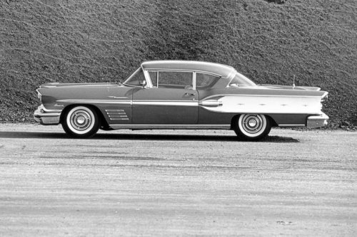 View Photos of the 1958 Pontiac Bonneville