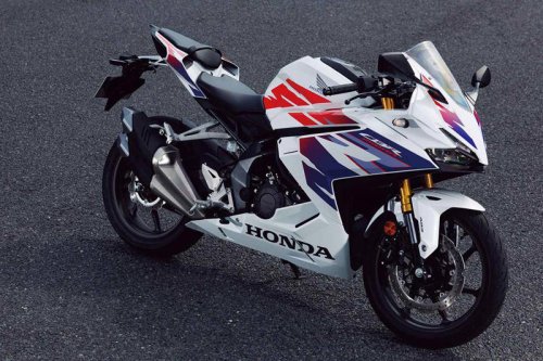 【レビュー】ホンダ「CBR250RR」インプレ（2025年）2気筒最強のパワーが生むエキサイティングな走り