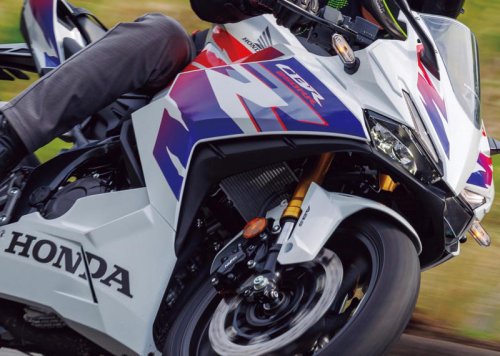 【レビュー】ホンダ「CBR250RR」インプレ（2025年）2気筒最強のパワーが生むエキサイティングな走り