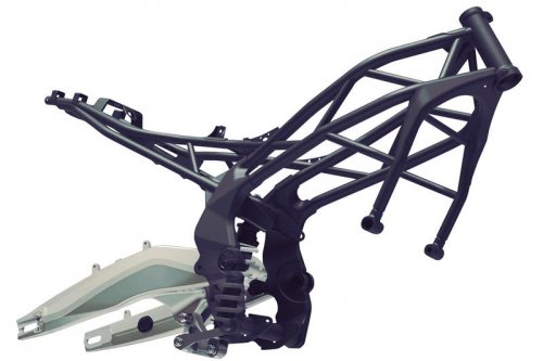 【レビュー】ホンダ「CBR250RR」インプレ（2025年）2気筒最強のパワーが生むエキサイティングな走り