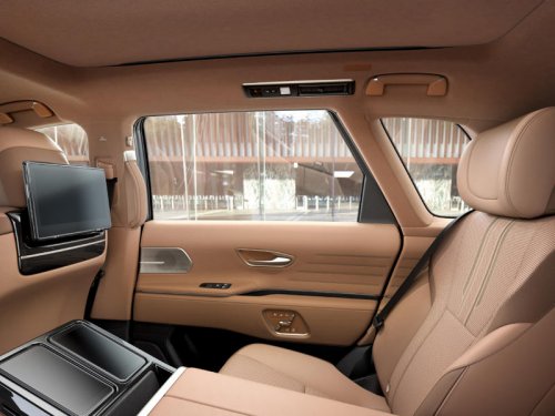 トヨタが「センチュリー」を一部改良 リアの調光機能付きガラスに「半透明」を追加