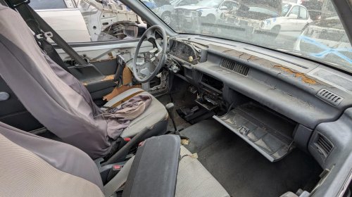 Gallery: 1990 Geo Metro 5-Door Hatchback in Colorado Junkyard