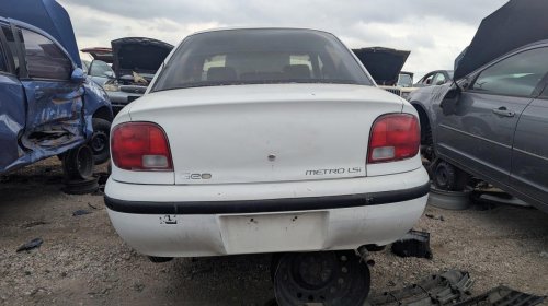 Gallery: 1997 Geo Metro LSi Sedan in Colorado Junkyard