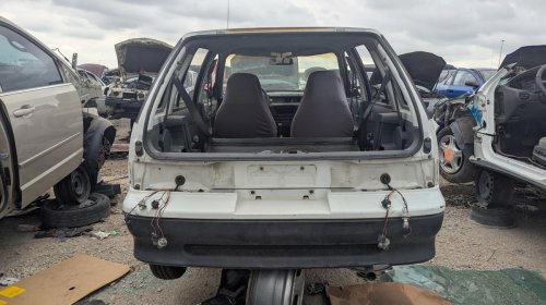 Gallery: 1990 Geo Metro 5-Door Hatchback in Colorado Junkyard