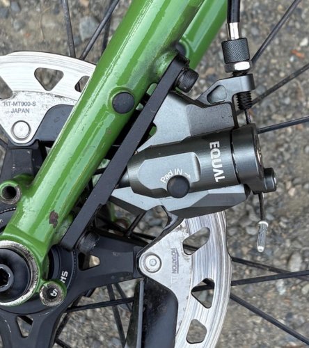 Can mechanical disc brakes still compete? A 4-way group test