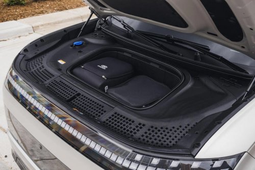 The 2026 Hyundai Ioniq 9 Keeps the Pixel Look Going